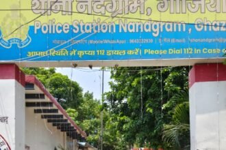 Online Gaming Addiction Turned Him into a Thief; Nandgram Police Arrest Youth with Stolen Jewelry IMAGE CREDIT TO पुलिस