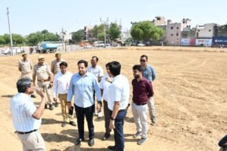 The municipal corporation will develop a green forest using the Miyawaki method on the land of the military ground; the Municipal Commissioner conducted an inspection. IMAGE CREDIT TO नगर निगम