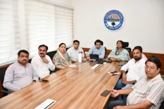 International Yoga Day: Principal Secretary, AYUSH Department Ranjan Kumar Reviews Preparations via Virtual Meeting — IMAGE CREDIT TO नगर निगम