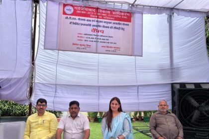 Relief Through Superfast Action: Swift Disposal of Files at GDA's Special Camp Brings Smiles to Allottees IMAGE CREDIT TO प्राधिकरण