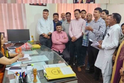 Teachers’ Association Gives Grand Welcome to BSA Deepa Bhati; Assurance Received for Resolution of Teachers’ Issues — IMAGE CREDIT TO रिपोर्टर