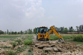 MDDA’s Major Action: Illegal Colony Spread Over 50 Bighas in Sahaspur Demolished! IMAGE CREDIT TO AUTHORITY