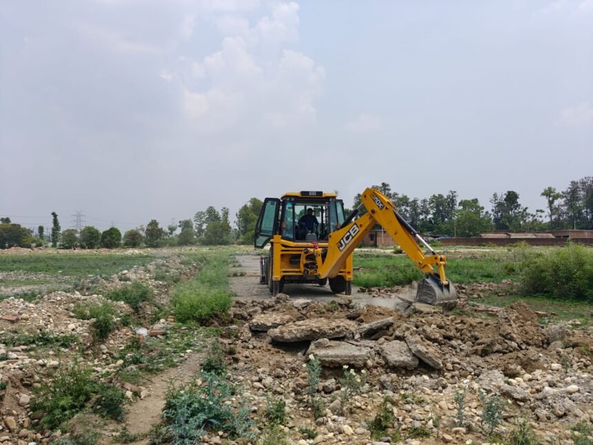MDDA’s Major Action: Illegal Colony Spread Over 50 Bighas in Sahaspur Demolished! IMAGE CREDIT TO AUTHORITY