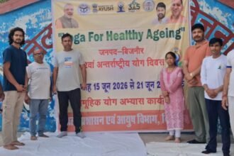 Yoga Practice Program Held at Bijnor District Jail on the Fourth Day of Yoga Week IMAGE CREDIT TO रिपोर्टर