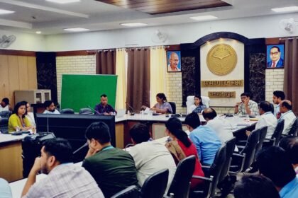 Review of the Chief Minister Yuva Udyami Scheme, instructions issued to dispose of pending applications within seven days — IMAGE CREDIT TO सूचना विभाग