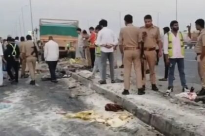 Trolley Ran Over Passengers; Two Killed, Including an Innocent Child, Seven Seriously Injured; Three Referred to Meerut — IMAGE CREDIT TO POLICE