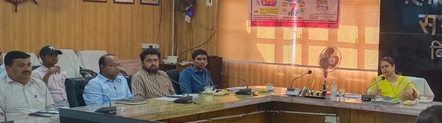 Review Meeting Held on Communicable Disease Control Campaign and Prevention of Encephalitis — IMAGE CREDIT TO सूचना विभाग