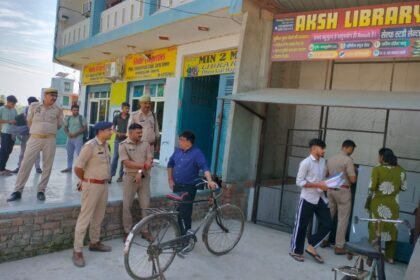 After the Lucknow Fire Incident, Administration in Hapur Becomes Strict; Three Libraries and Coaching Centers Operating Without NOC Sealed, Investigation Begins — IMAGE CREDIT TO रिपोर्टर