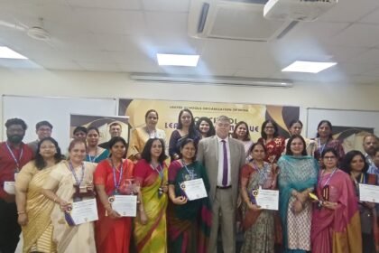 “Principal Dr. Deepti Sharma of Pragyan Public School received a national honour” IMAGE CREDIT TO स्कूल