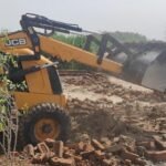 HPDA's Major Drive: Bulldozers Demolish Four Illegal Plottings Spread Across 36,500 Square Metres — IMAGE CREDIT TO प्राधिकरण