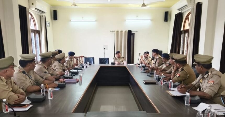 Ganga Dussehra 2026 Preparations in Full Swing: ASP Vineet Bhatnagar Holds Review Meeting with Officials — IMAGE CREDIT TO पुलिस
