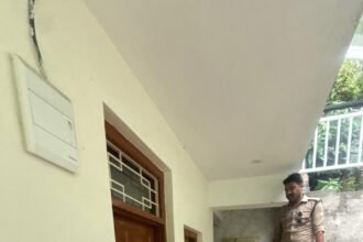 MDDA took strict action against illegal constructions in Mussoorie, sealing two buildings on the Suvakholi and Picture Palace road. IMAGE CREDIT TO AUTHORITY