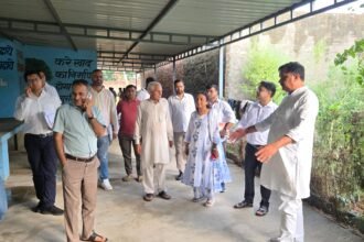Fugana Gram Panchayat Emerges as a Model of Development, Appreciated by the Deputy Director IMAGE CREDIT TO: रिपोर्टर