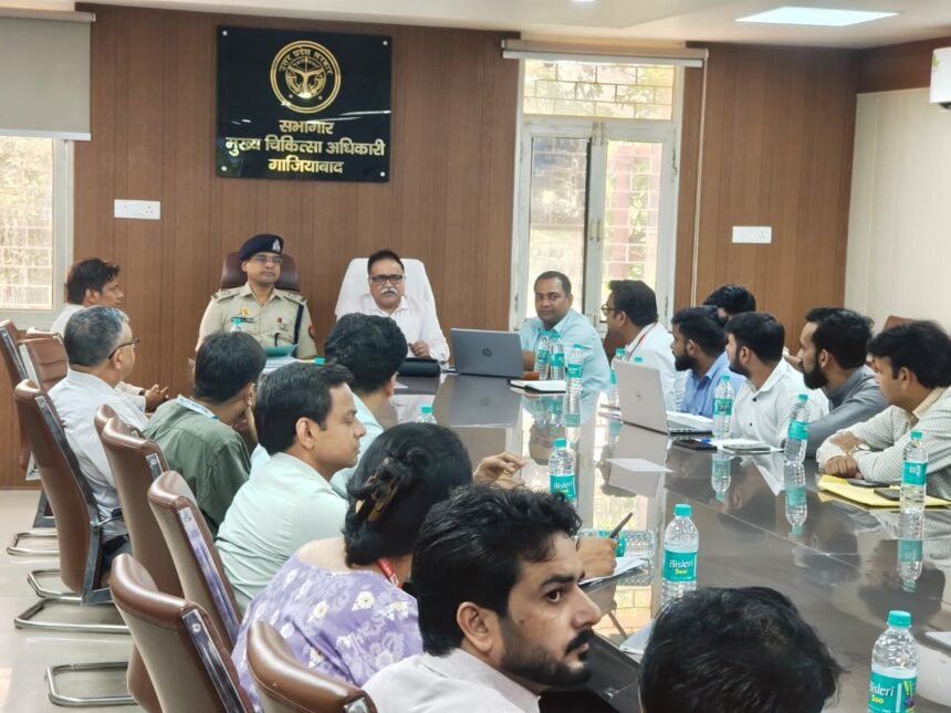 Private Hospitals Provided Training on Government Schemes IMAGE CREDIT TO: रिपोर्टर