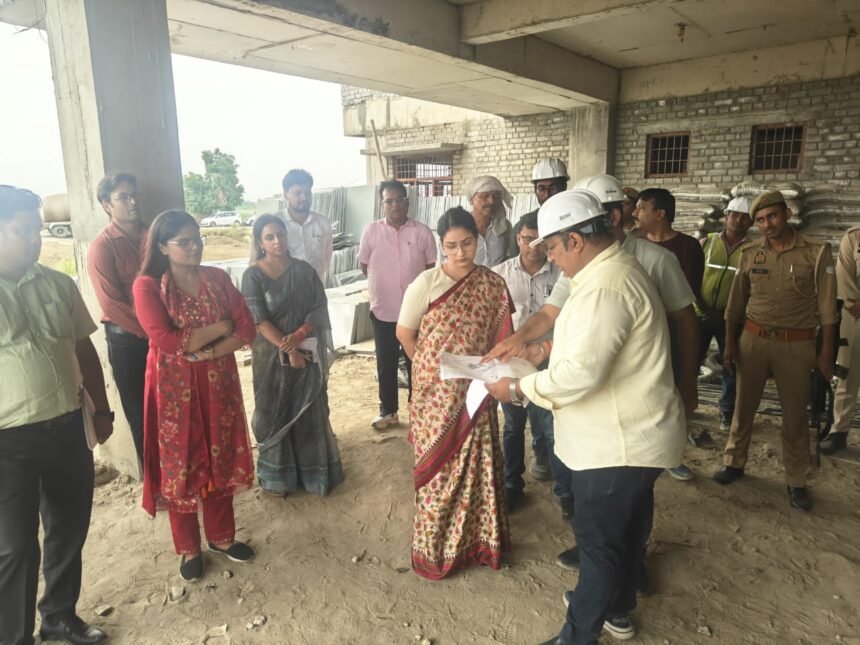 DM Inspects Construction Work of Chief Minister Model Integrated School, Emphasizes Quality and Timely Completion IMAGE CREDIT TO सूचना विभाग