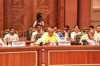 In the 16th Finance Commission workshop, OP Rajbhar raised the voice of Panchayats, demanding practical reforms in the grant system IMAGE CREDIT TO सूचना विभाग