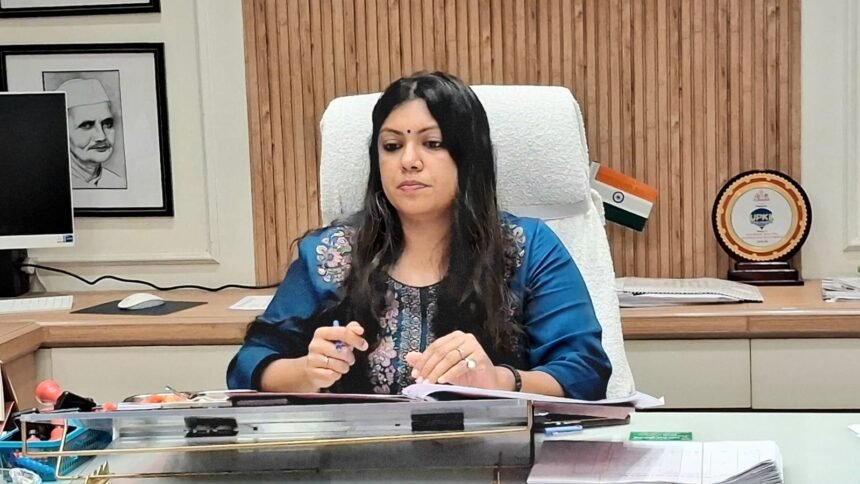 DM takes strict stand on issues of Chapraula–Dadri industrial area, directs departments to ensure time-bound resolution IMAGE CREDIT TO सूचना विभाग
