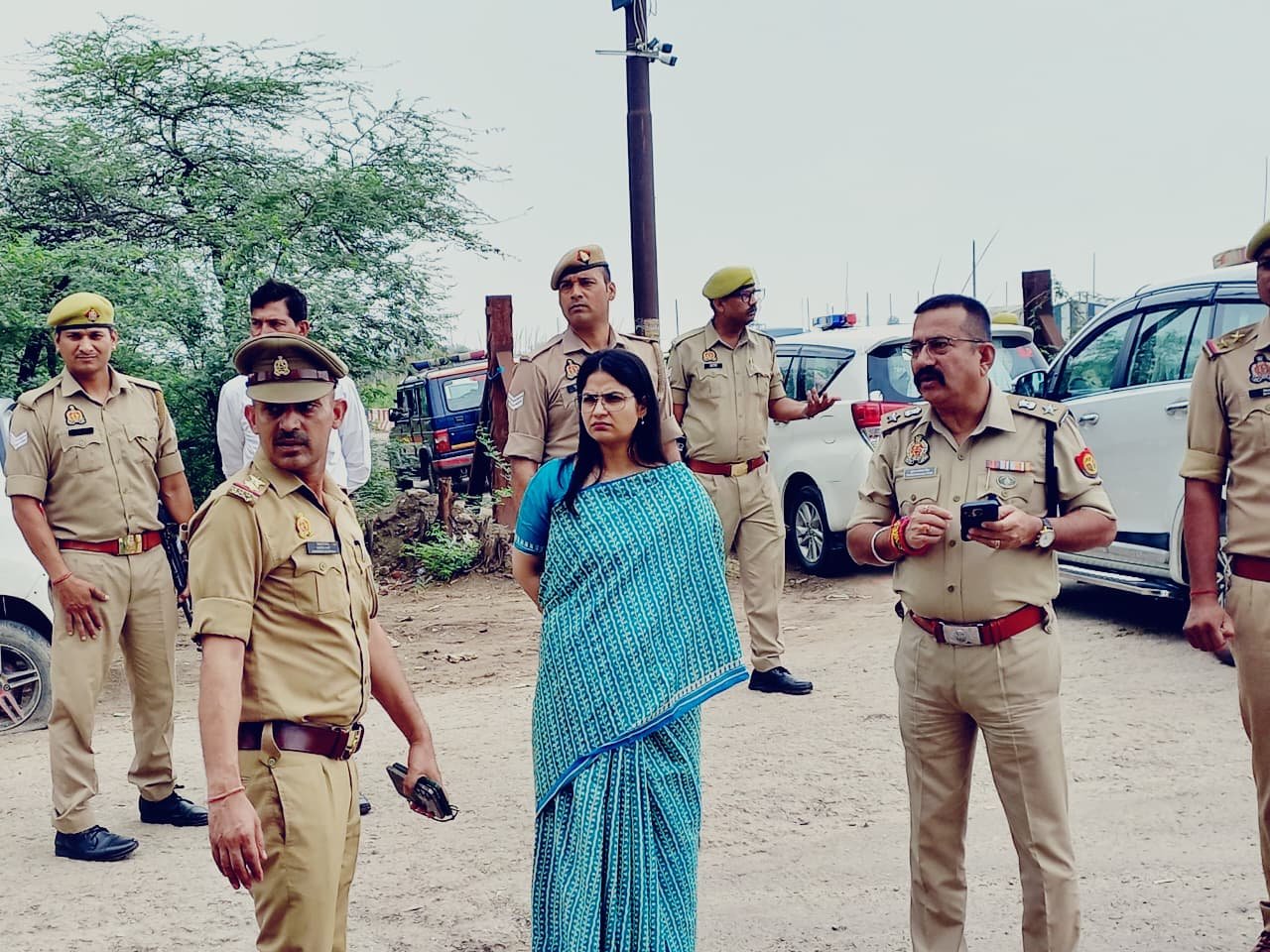 The DM and SP reviewed the preparations for the Kanwar Yatra and instructed that all arrangements should be completed on time. IMAGE CREDIT TO INFORMATION DEPARTMENT