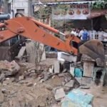 In Loni, Administration Carries Out Encroachment Removal Drive; Bulldozer Used to Demolish Illegal Market | IMAGE CREDIT TO नगर पालिका