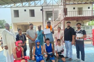 Nishant, Who Won a Silver Medal in the National Boxing Competition, Given a Grand Welcome in Hapur IMAGE CREDIT TO रिपोर्टर
