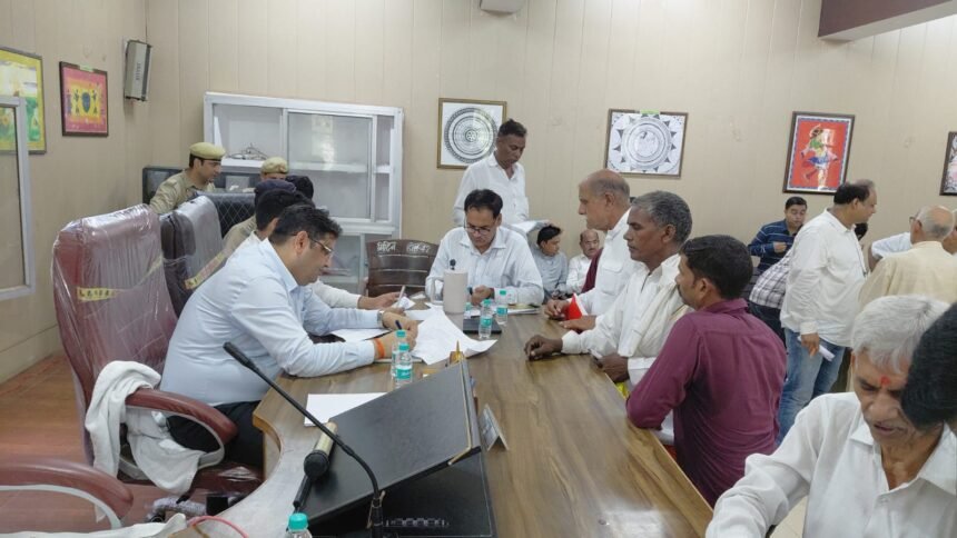 Sampoorna Samadhan Diwas was organized in all three tehsils of Ghaziabad IMAGE CREDIT TO सूचना विभाग
