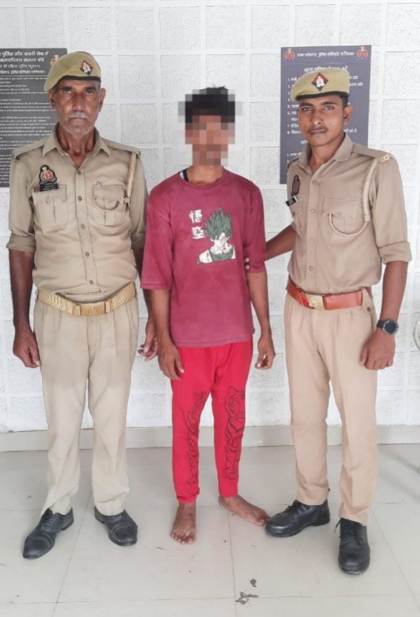 Kavinagar Police Arrest ₹25,000 Rewarded Gangster IMAGE CREDIT TO पुलिस