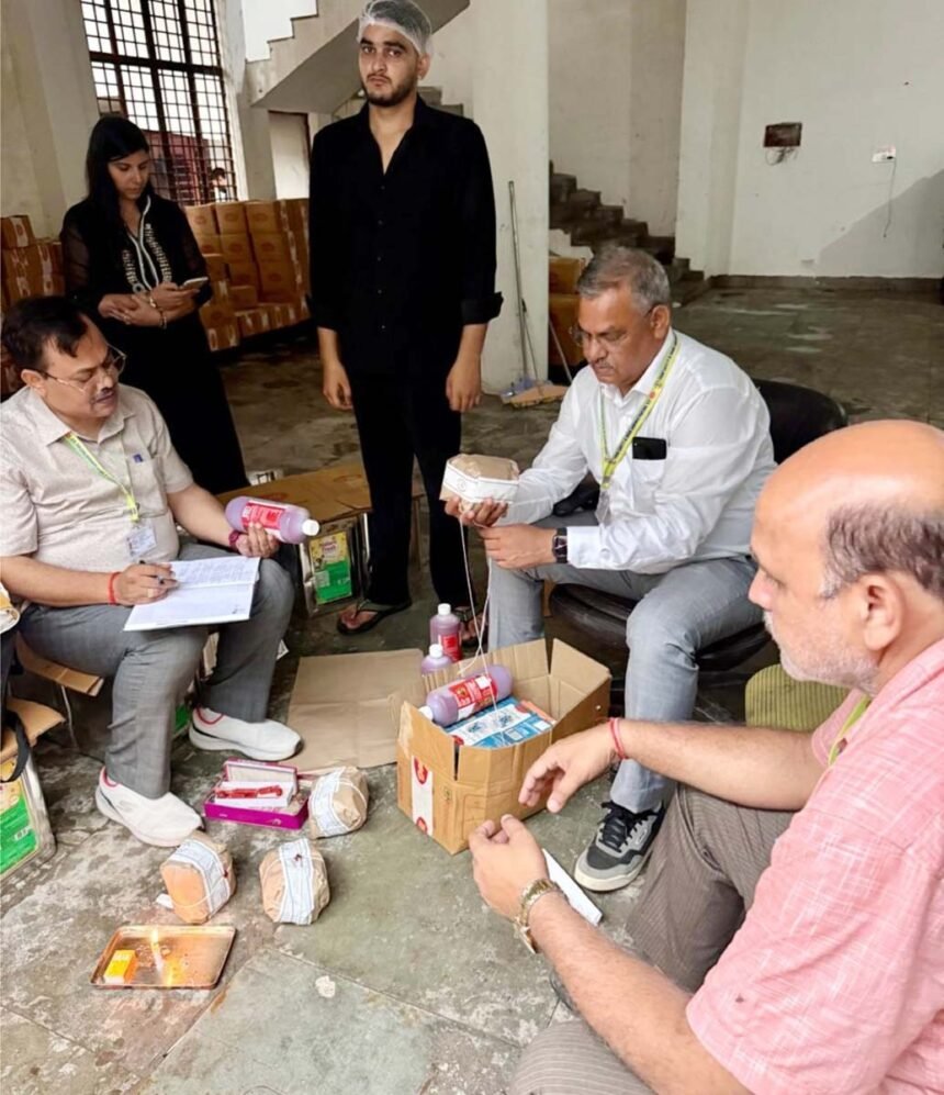 Major Action by Food Safety Department; 686 Kg Tomato Ketchup Seized, Samples of Five Food Items Sent for Testing IMAGE CREDIT TO खाद्य विभाग