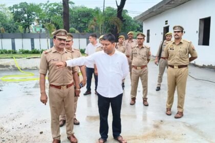 DCP Dhawal Jaiswal Inspects Vijay Nagar Police Station, Reviews Arrangements IMAGE CREDIT TO POLICE