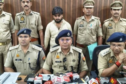 Khoda Police Arrests One Accused Involved in ATM Card Swap Fraud IMAGE CREDIT TO: पुलिस