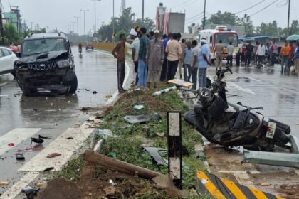 Fatal Road Accident on Nagina-Dhampur Four-Lane Highway; Retired Teacher and Bank Employee Killed After Scorpio Collision IMAGE CREDIT TO रिपोर्टर