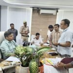 Public Grievance Hearing Held Under the Chairmanship of the District Magistrate; Officials Directed to Resolve Public Complaints IMAGE CREDIT TO सूचना विभाग
