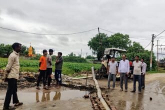 Water Drainage Drive Conducted in 13 Villages Amid Heavy Rainfall, Waterlogging Removed Using Pumps IMAGE CREDIT: रिपोर्टर