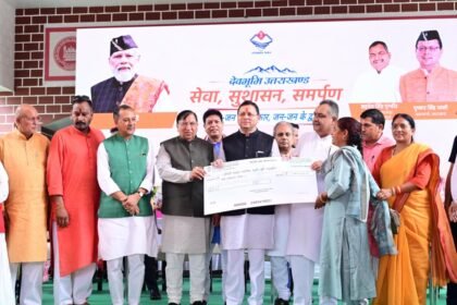 Chief Minister Hears Public Grievances at Jan Seva Camp, Directs Officials to Provide Immediate Solutions on the Spot IMAGE CREDIT TO सूचना विभाग