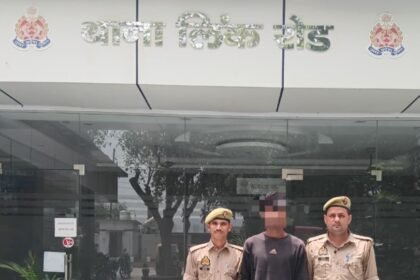 Link Road Police Arrests a Theft Suspect, Recovers Stolen Gold Earring IMAGE CREDIT TO पुलिस