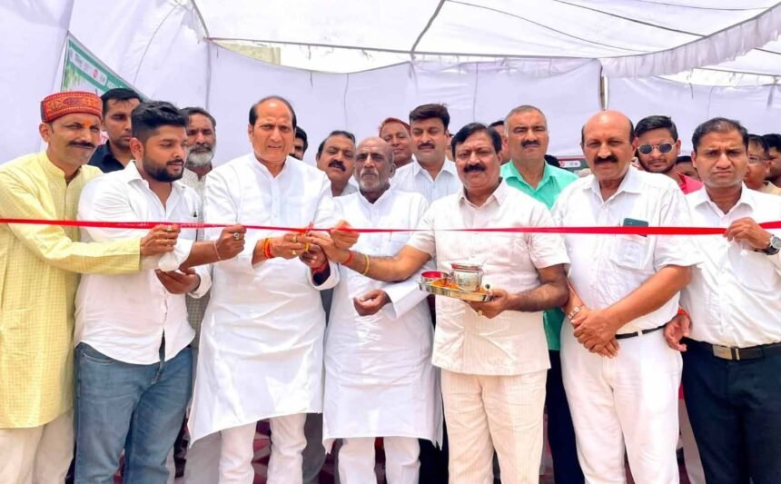 Foundation stone laid for an open gymnasium in Radha Govind Colony; residents to get modern health facilities. | IMAGE CREDIT TO नगर पालिका
