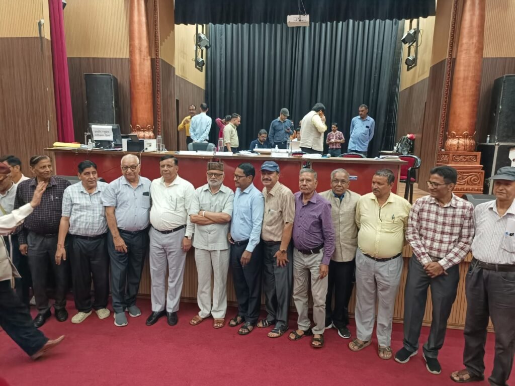 देहरादून महायोजना-2041: जनभागीदारी से संवरेगा शहर का भविष्य, चौथे दिन सेक्टर-04 के निवासियों ने रखे सुझाव 2 WhatsApp Image 2026 07 08 at 8.36.58 PM 1