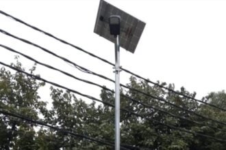 Ghaziabad Municipal Corporation Begins Installation of Solar Lights. IMAGE CREDIT TO नगर निगम
