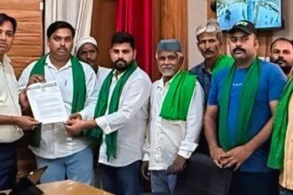 BKU (Tikait) Submits Memorandum to SDM, Warns of Protest if Demands Are Not Fulfilled by July 27. IMAGE CREDIT TO रिपोर्टर