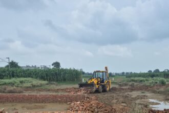 Ghaziabad Development Authority Takes Strict Action: Illegal Colony Being Developed on 6,000 Square Metres in Duhai Area Demolished IMAGE CREDIT TO प्राधिकरण