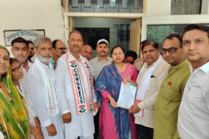 Congress Holds Protest Against NEET Paper Leak and Lathi Charge on Students, Submits Memorandum to the President IMAGE CREDIT TO रिपोर्टर