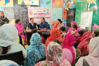 Mother Orientation Program Raises Awareness Among Mothers About Hygiene and Children's Education IMAGE CREDIT TO: रिपोर्टर