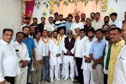 RLD Meeting Discusses Organizational Expansion; Youth District President Mohammad Muzammil Welcomed IMAGE CREDIT TO: रिपोर्टर