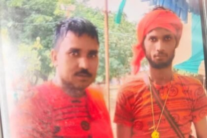 Severe Road Accident on the Ganga Canal Embankment Road: Three Pilgrims En Route to Haridwar Killed, 13 Injured IMAGE CREDIT TO रिपोर्टर