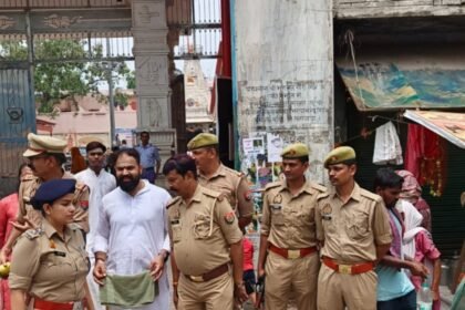 ACP Upasana Pandey Inspects Preparations for Jalabhishek at Shri Dudheshwarnath Temple IMAGE CREDIT TO POLICE
