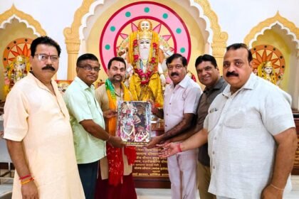 BJP’s Special Campaign on Guru Purnima, Priests Honoured at Temples to Uphold Tradition IMAGE CREDIT TO रिपोर्टर
