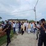 A delegation of the Vishva Hindu Raksha Parishad met the family of Rahul Singh, demanding a CBI investigation and financial assistance. IMAGE CREDIT TO विश्व हिंदू रक्षा परिषद