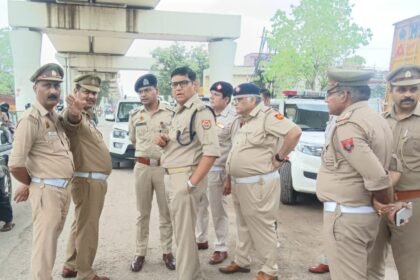 Traffic Officials Conduct Joint Inspection of Kanwar Yatra Preparations at the Delhi–Ghaziabad Border IMAGE CREDIT TO POLICE