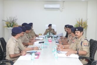 Kanwar Yatra: Padmaja Chauhan Reviews Fire Safety Preparations, Inaugurates Gymnasium at Fire Station Vaishali IMAGE CREDIT TO पुलिस