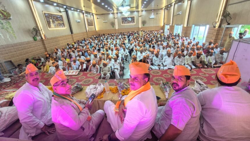 Active Participation of Booth Presidents Will Strengthen the Organization: Brajpal Sehrawat IMAGE CREDIT TO रिपोर्टर