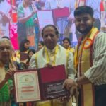 12 IMS Ghaziabad Students Shine at University Level, Four Receive Gold Medals IMAGE CREDIT TO इंस्टीट्यूट